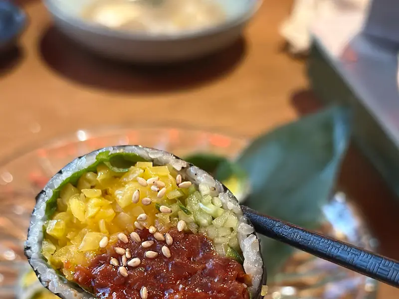 육회 김밥 비주얼