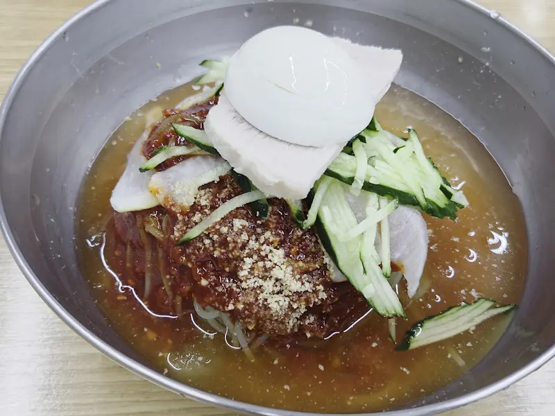 물밀면의 아름다운 자태