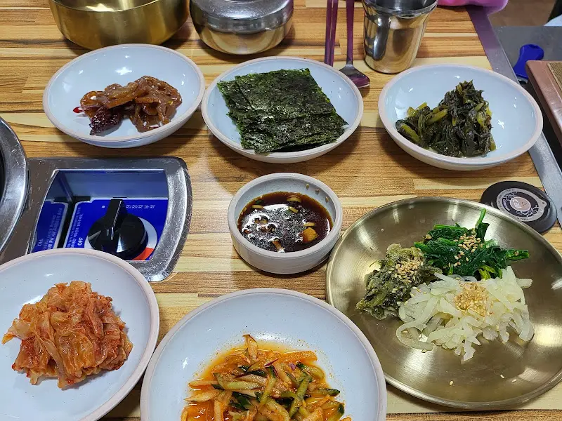 다양한 밑반찬 클로즈업 사진