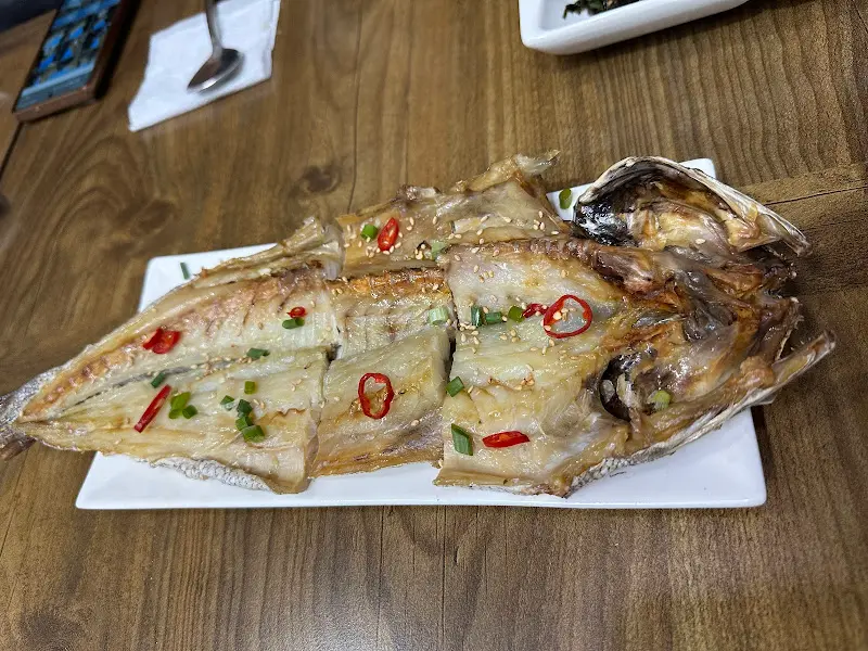 맛깔스러운 생선 구이