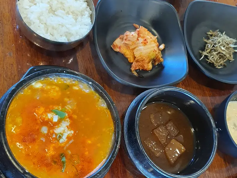 얼큰째복순두부