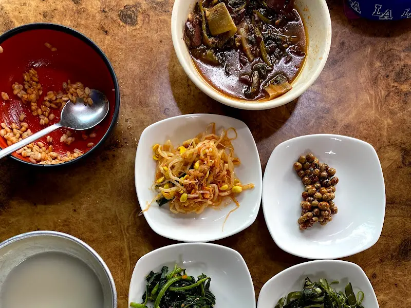 깔끔하게 비워낸 밥그릇