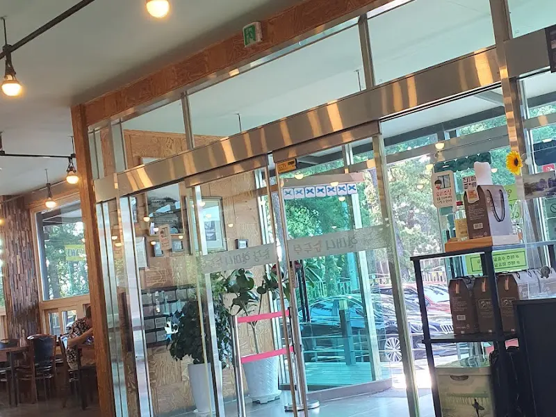 초당 할머니순두부 내부 전경