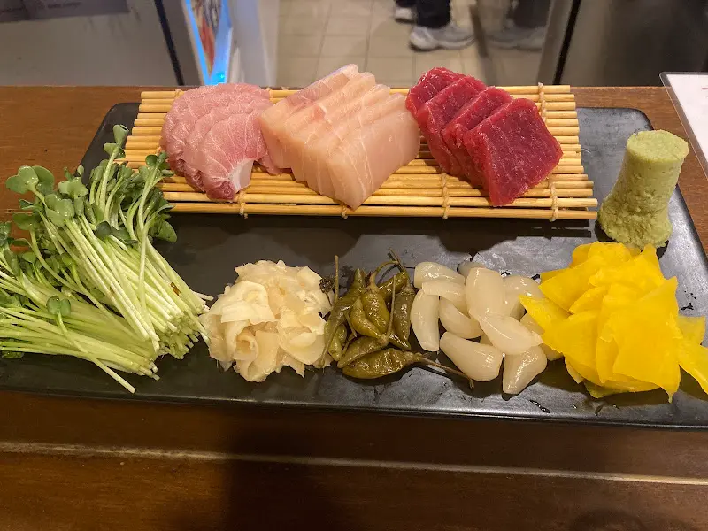 다채로운 참치 모듬 한 상