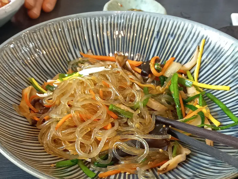 젓가락을 멈출 수 없는 잡채