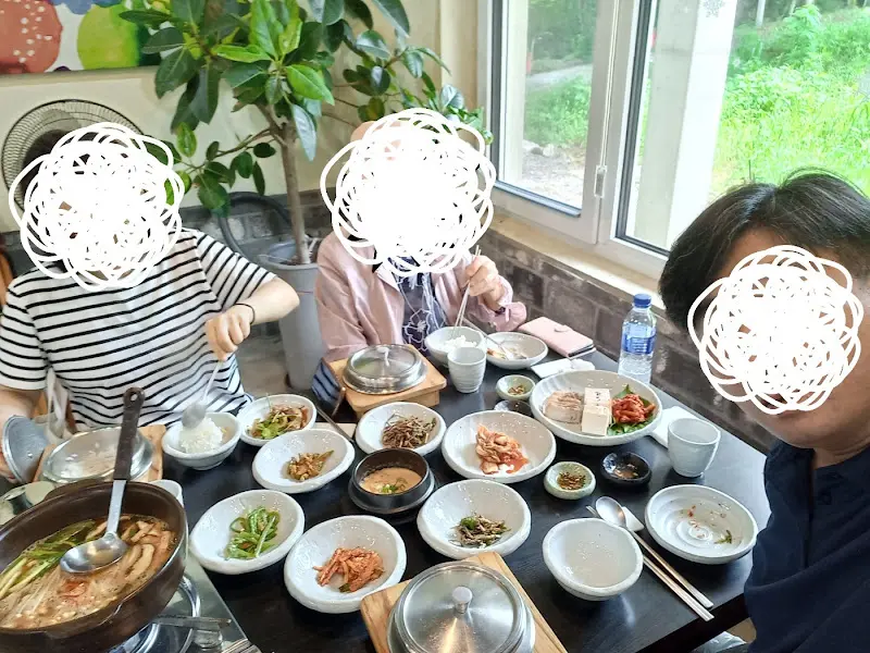 푸짐한 한 상 차림