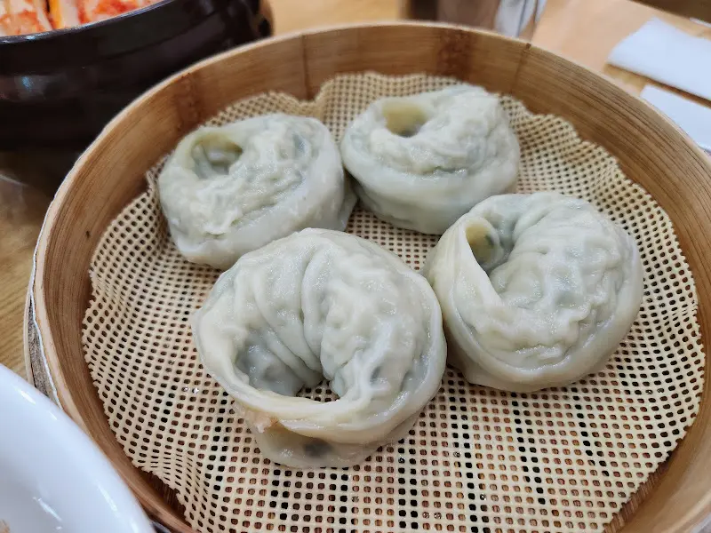 먕향비빔국수 고기 손만두