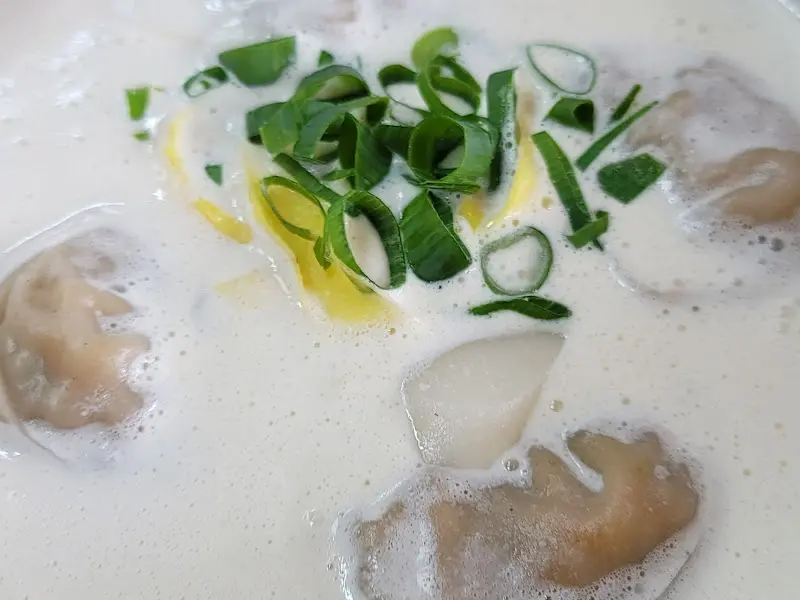 청하가든 잣 만둣국