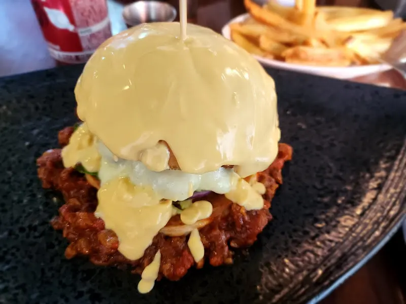 분더버거 치즈 폭탄 버거