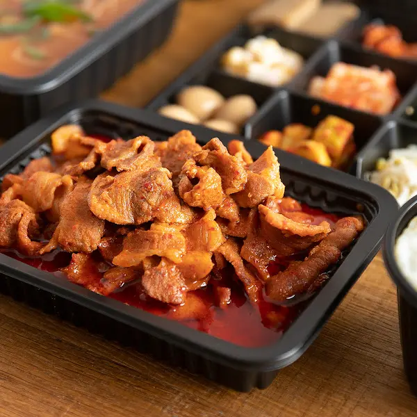 푸짐한 제육볶음 한 상