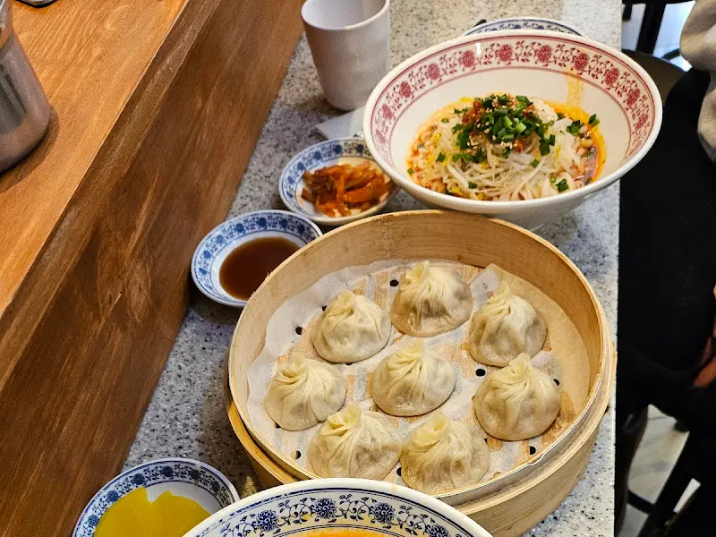 빠오즈와 훈둔면