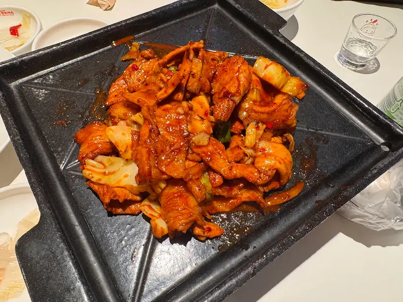 맛있게 볶아진 제육볶음