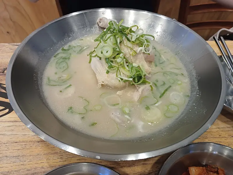 닭칼국수