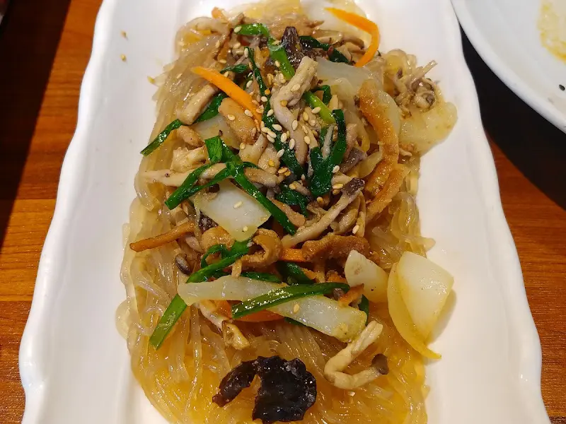 윤기가 흐르는 잡채