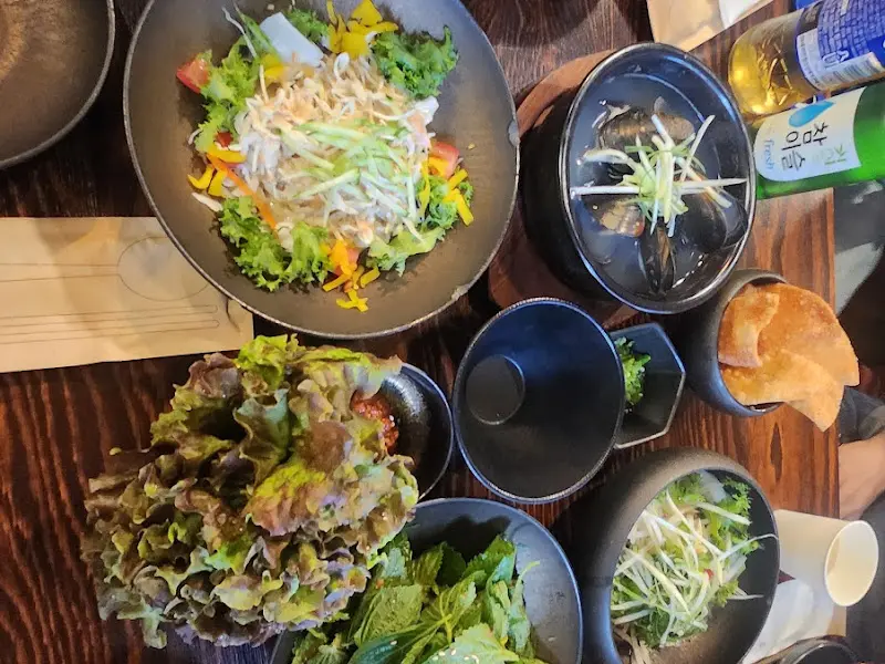 싱싱한 해산물이 들어간 탕