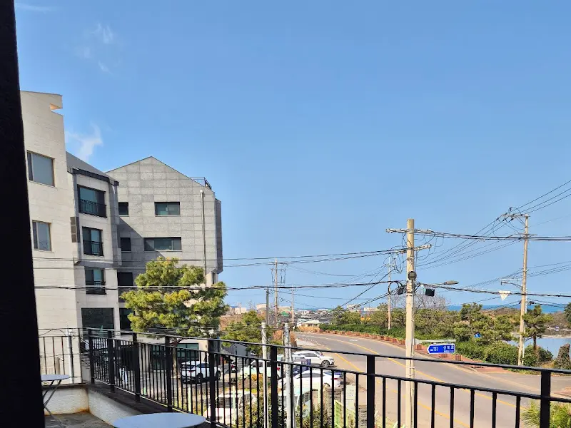 키iche 2층에서 바라본 함덕 바다 뷰