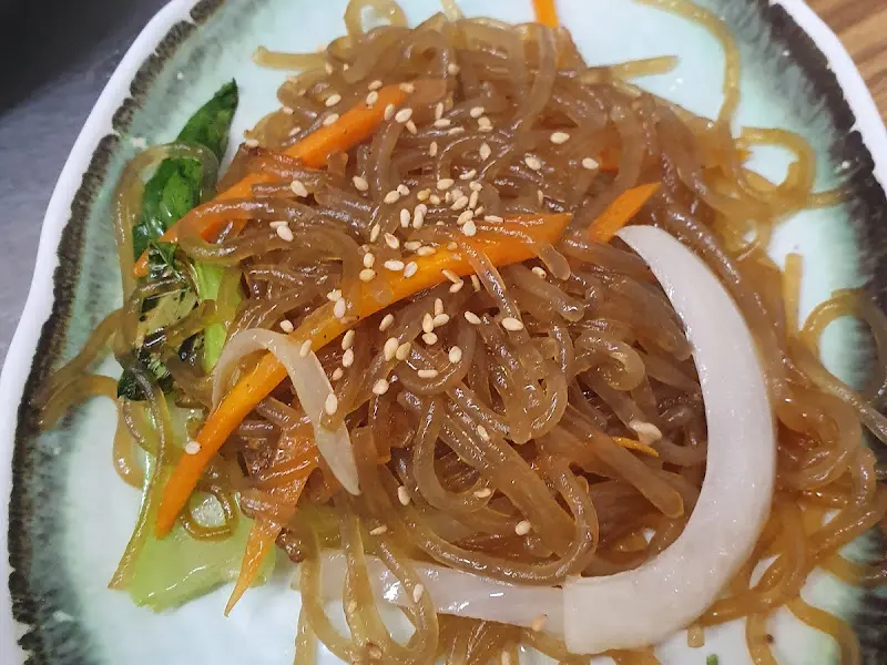 윤기가 흐르는 잡채