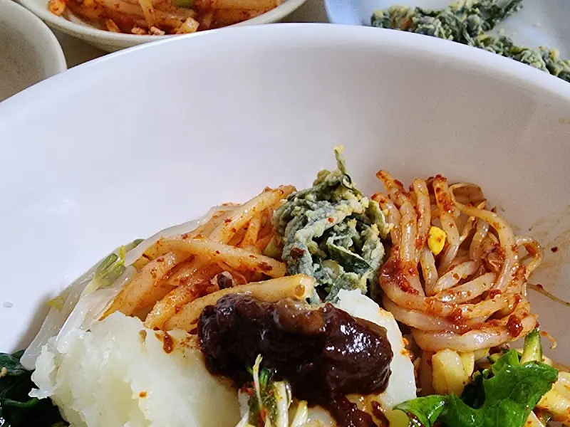 보리밥 비빔밥