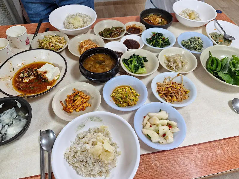 영월 장릉 보리밥집