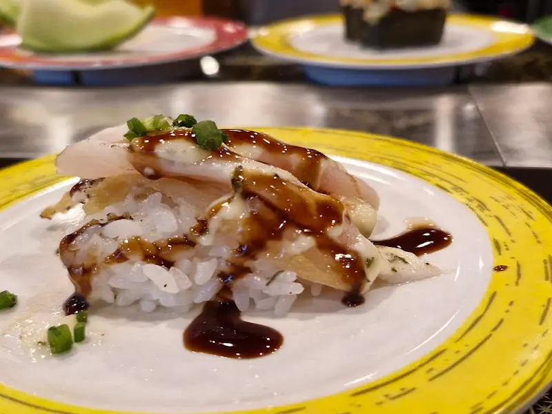 신선함이 느껴지는 광어 초밥