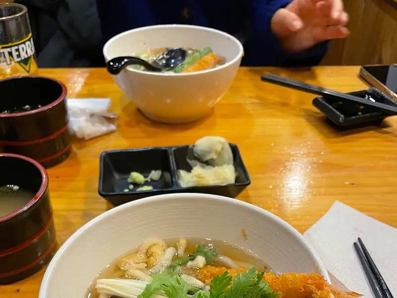 따뜻한 우동 국물