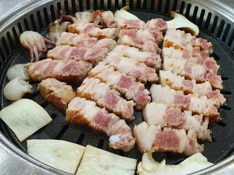 삼겹살과 쭈꾸미