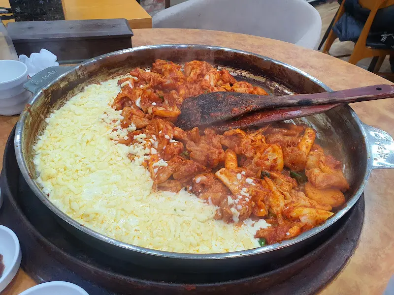 닭갈비 조리 과정