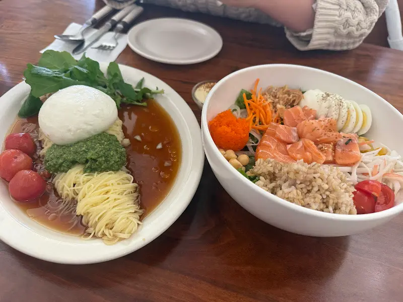 샐러드와 파스타