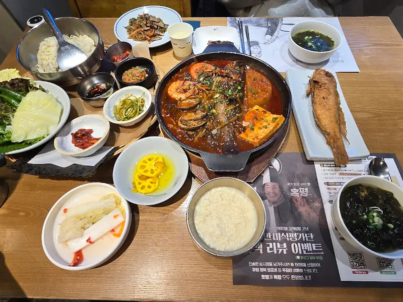 다채로운 곁들임 메뉴들