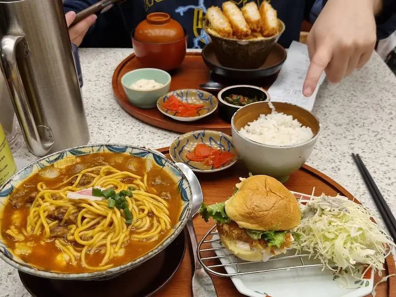 탐광의 푸짐한 한 상 차림