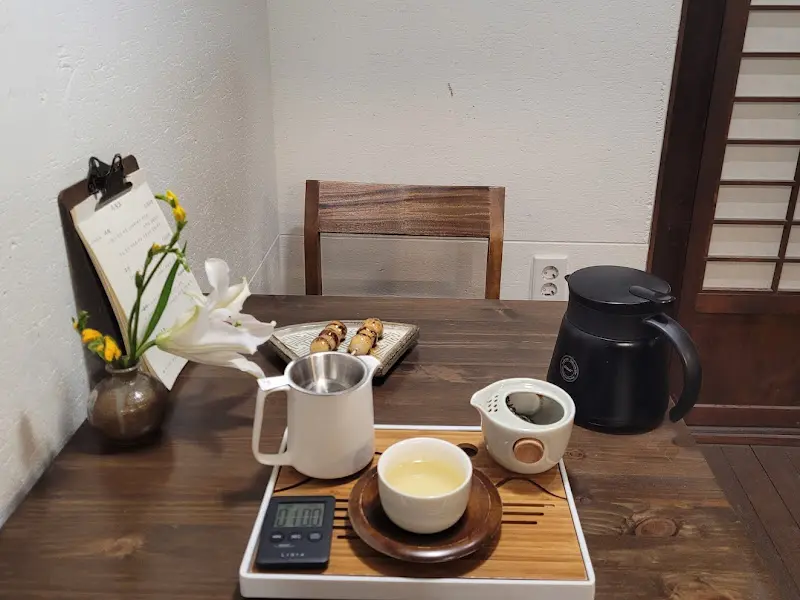 다과와 차 세팅