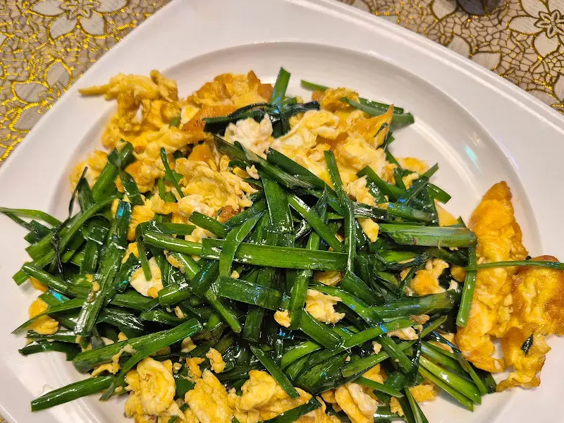 부추계란볶음의 향긋한 향이 느껴지는 듯한 사진