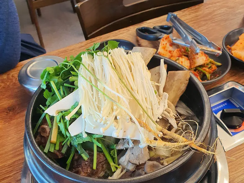 푸짐한 갈비탕 재료