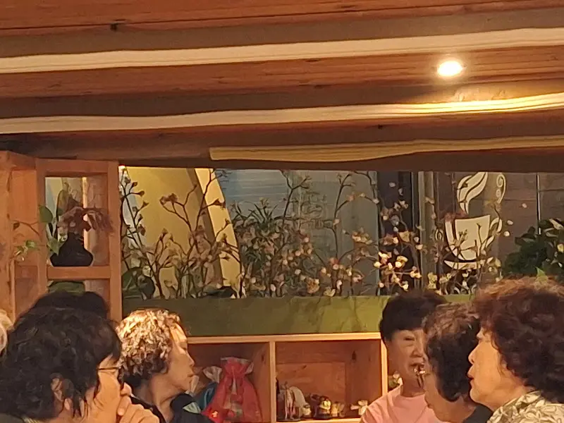 카페 내부 모습