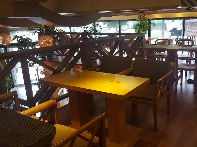 카페 내부 모습