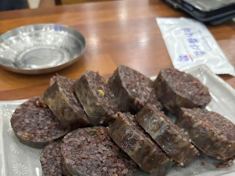 윤기가 흐르는 순대