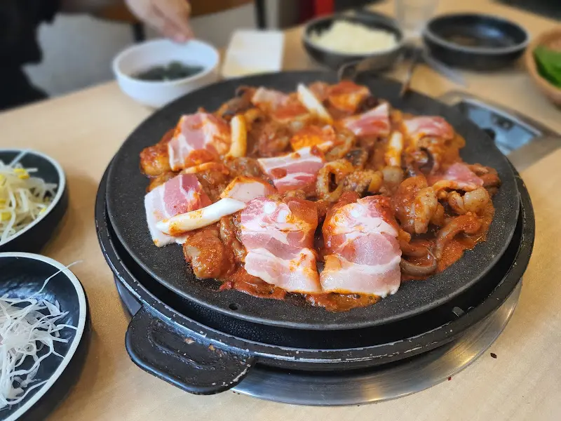 맛있게 비벼진 볶음밥