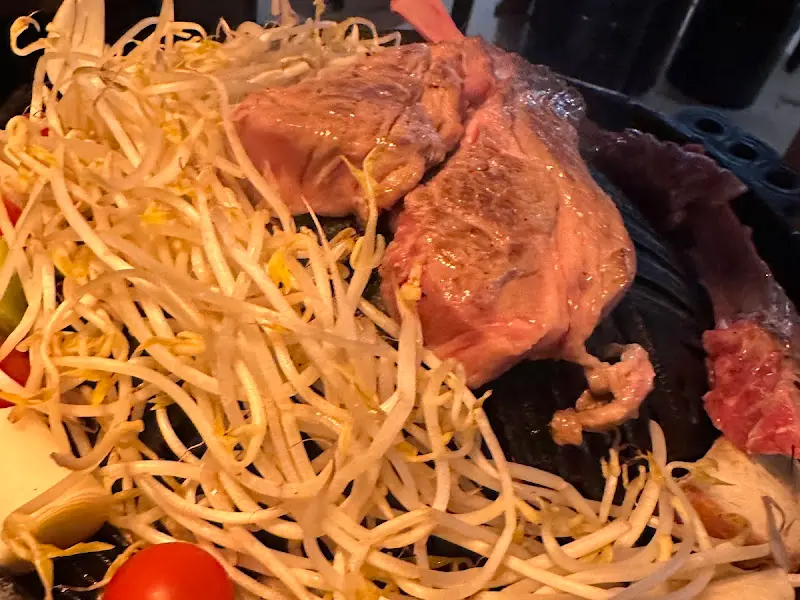 양고기와 함께 구워먹는 야채들