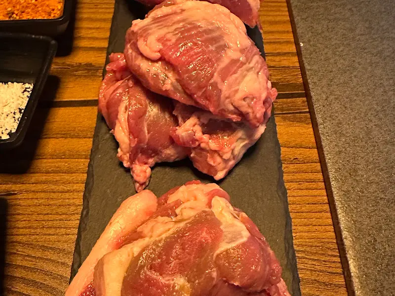 신선한 양고기의 자태