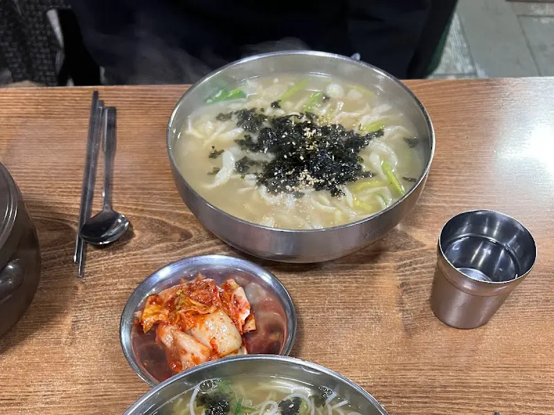 홍두깨칼국수 칼국수