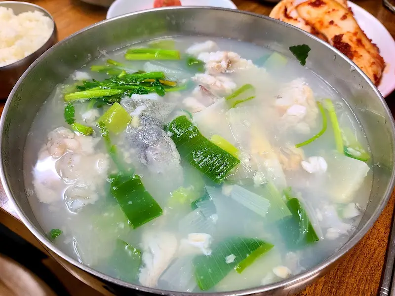 자매보리밥 밑반찬 클로즈업