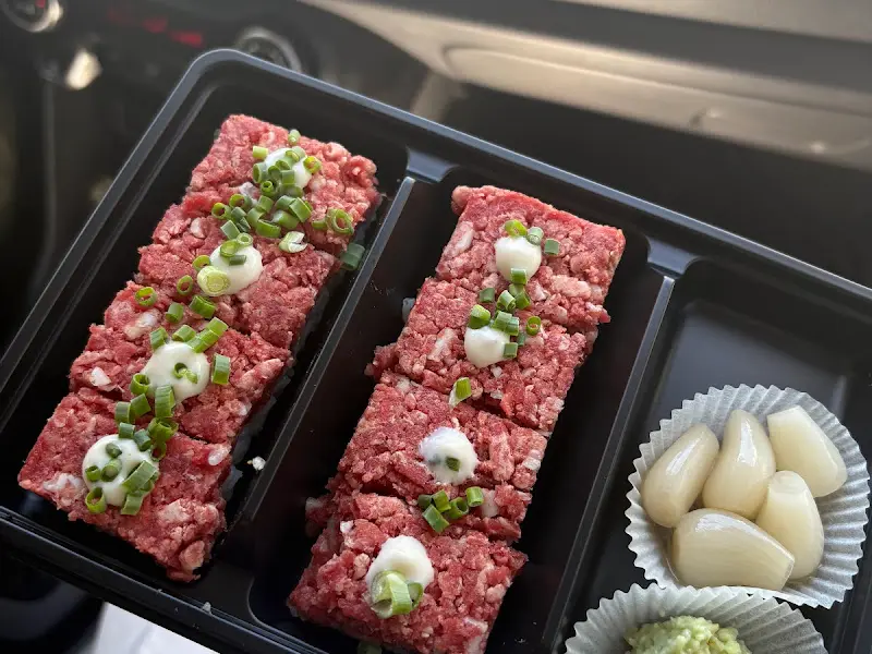 말고기 초밥 테이크 아웃