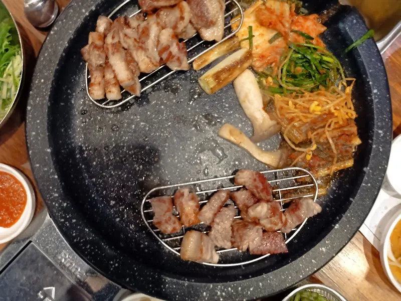 잘 익은 삼겹살