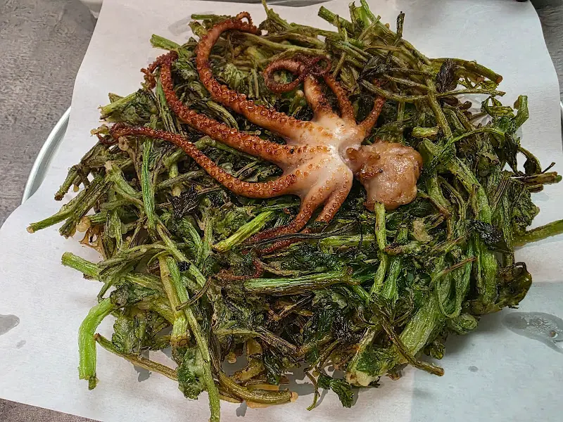 정체불명의 튀김 클로즈업