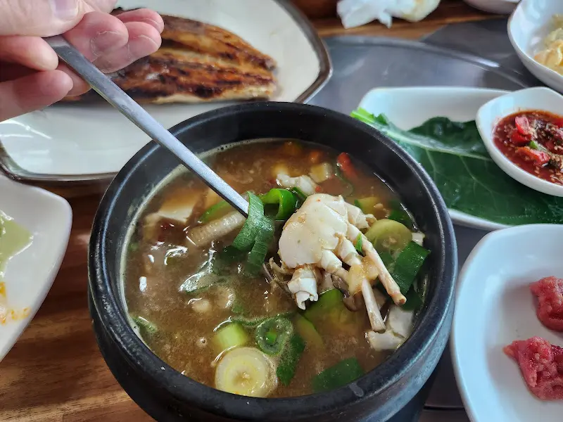 게가 들어간 된장찌개