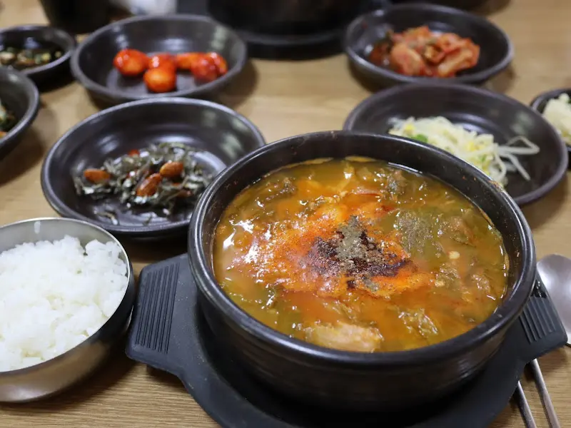 어탕수제비와 밑반찬