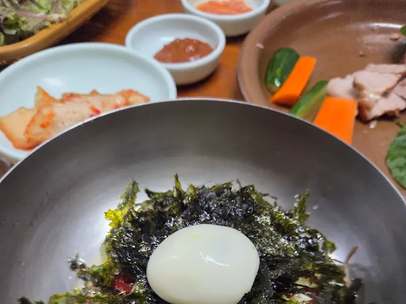 물막국수와 수육