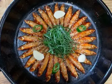 금강 품은 옥천의 맛, 50년 전통 선광집에서 만나는 향수 자극하는 생선국수 맛집 기행