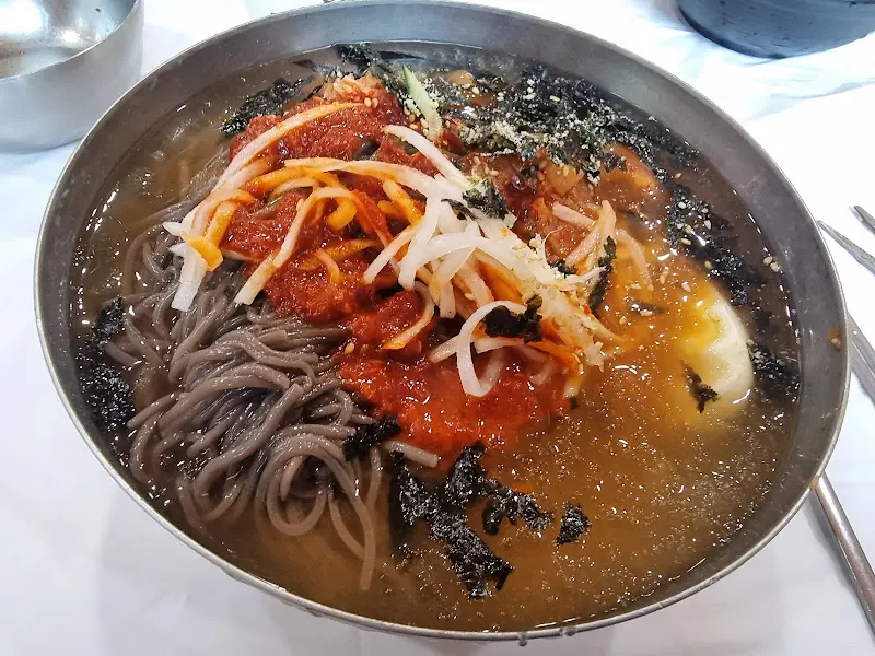 비빔 막국수
