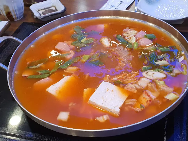 부대찌개의 모습